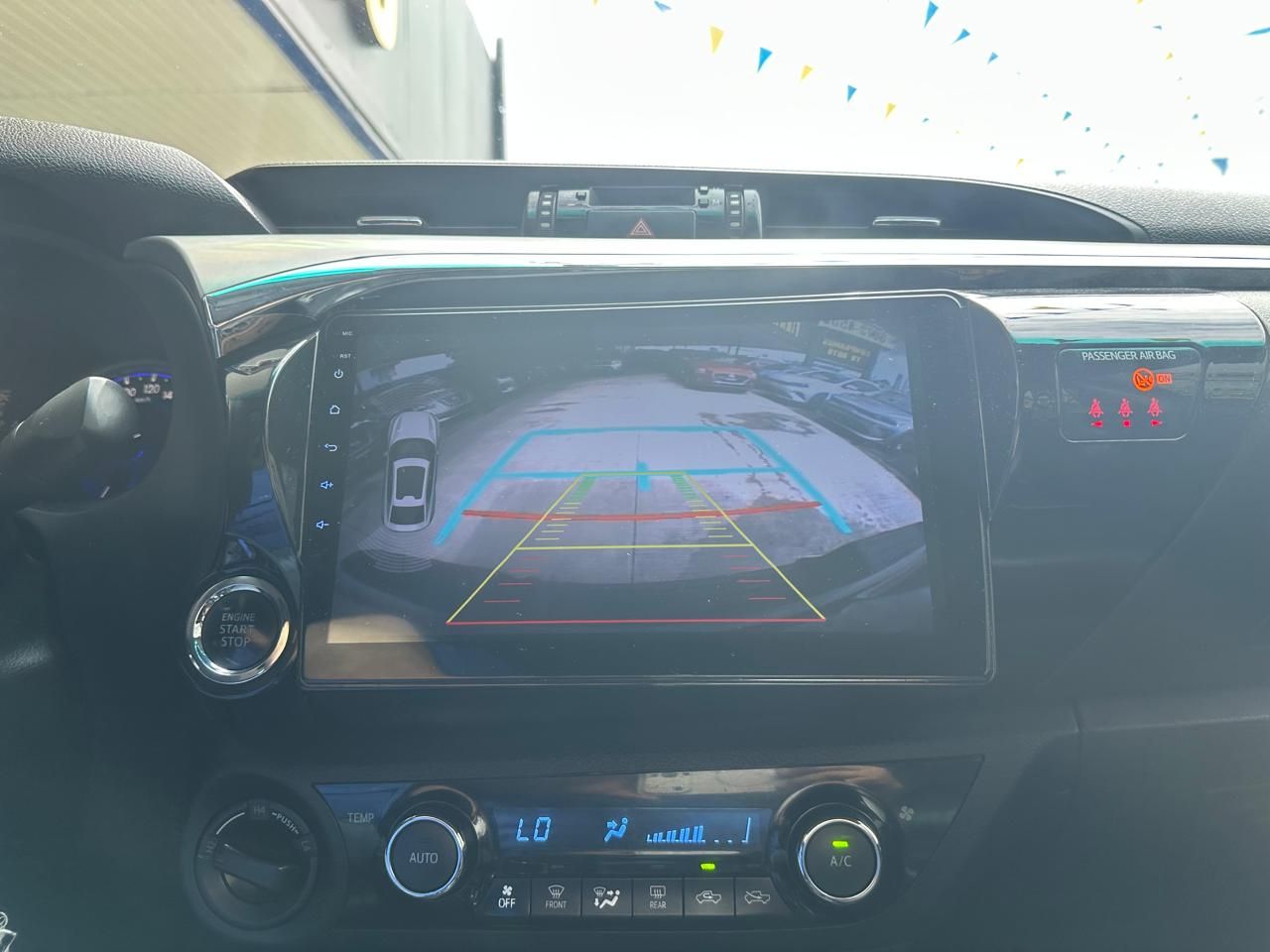 Toyota Hilux 2016, Foto 11