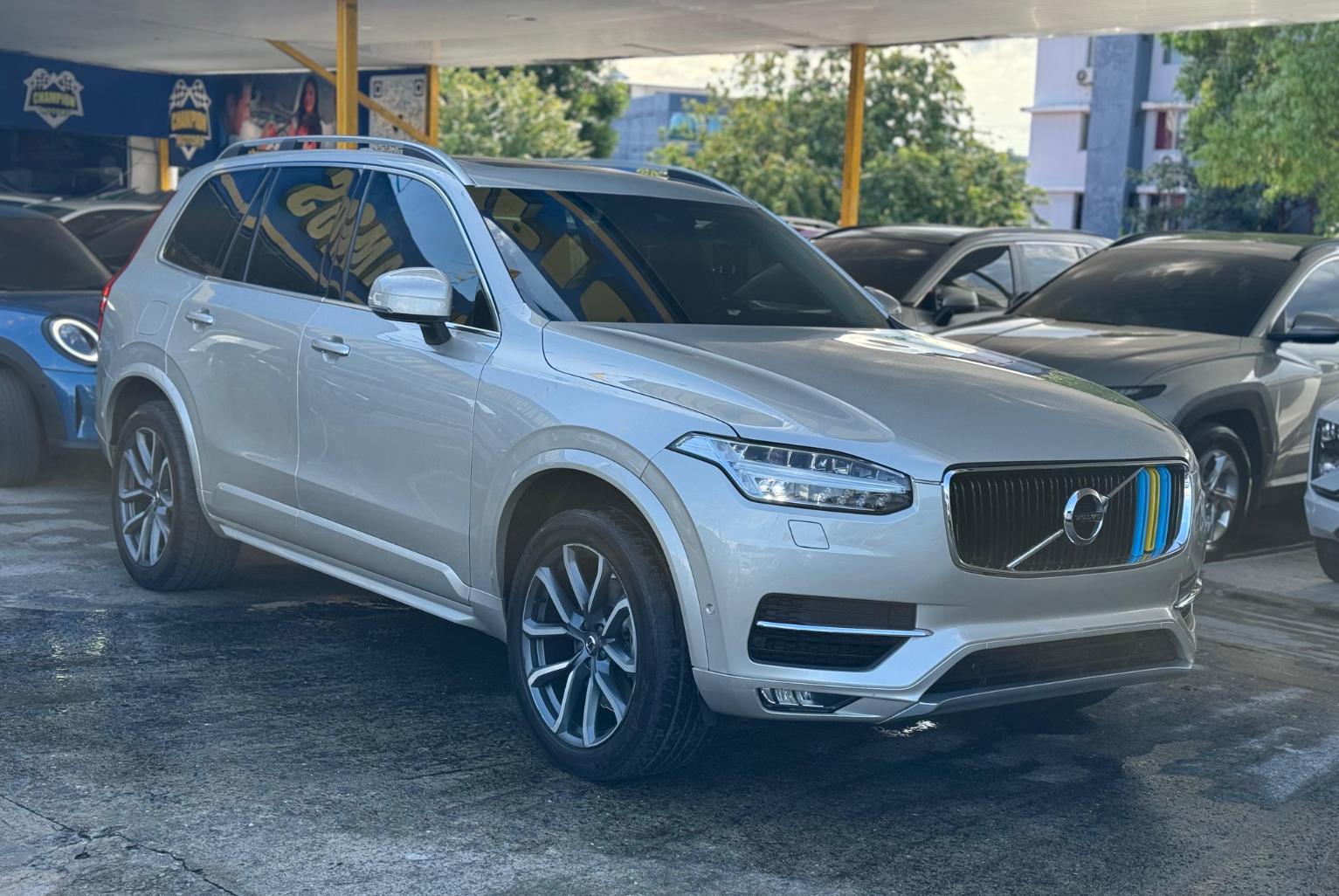 Volvo XC90 2016 Automático color Beige, Imagen #3