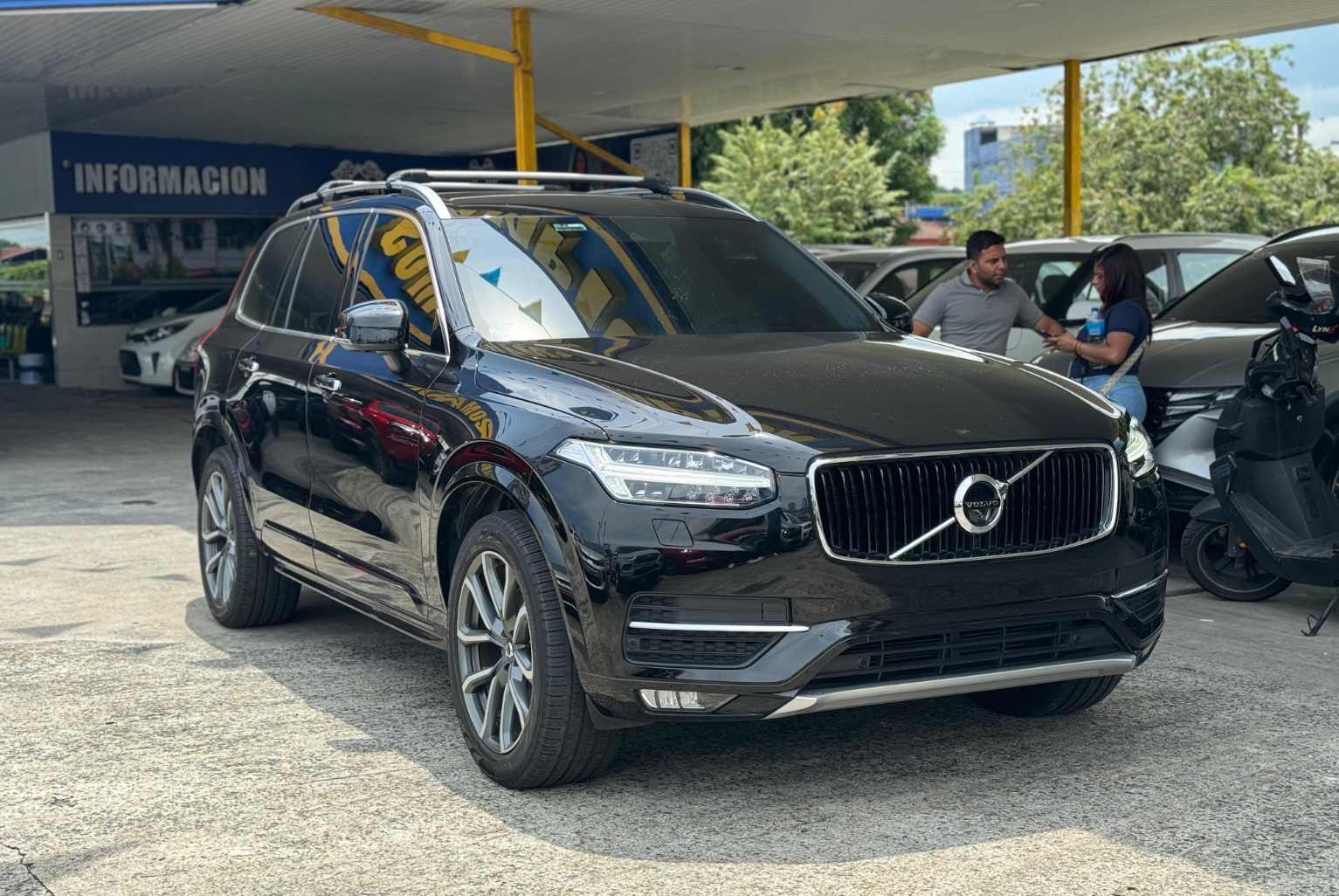 Volvo XC90 2019 Automático color Negro, Imagen #3