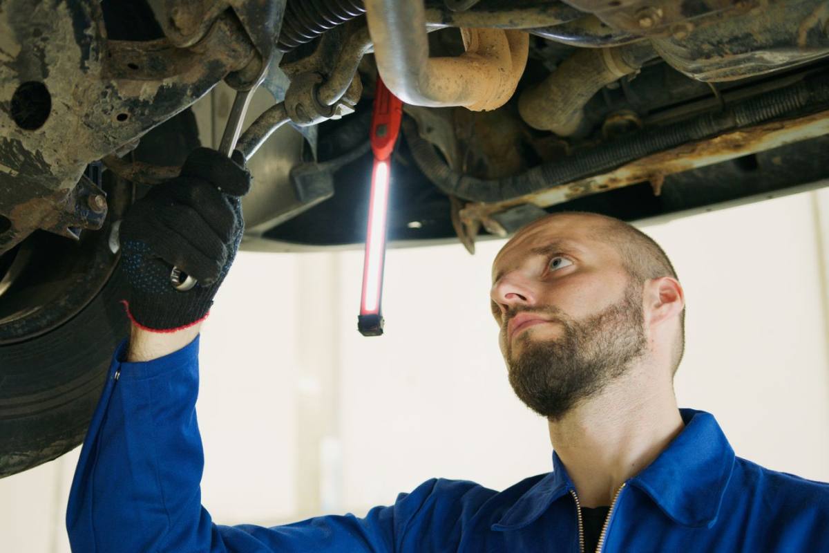 Is It Safe to Buy a Used Car in Panama? A Foreigner's Guide to Avoiding Scams